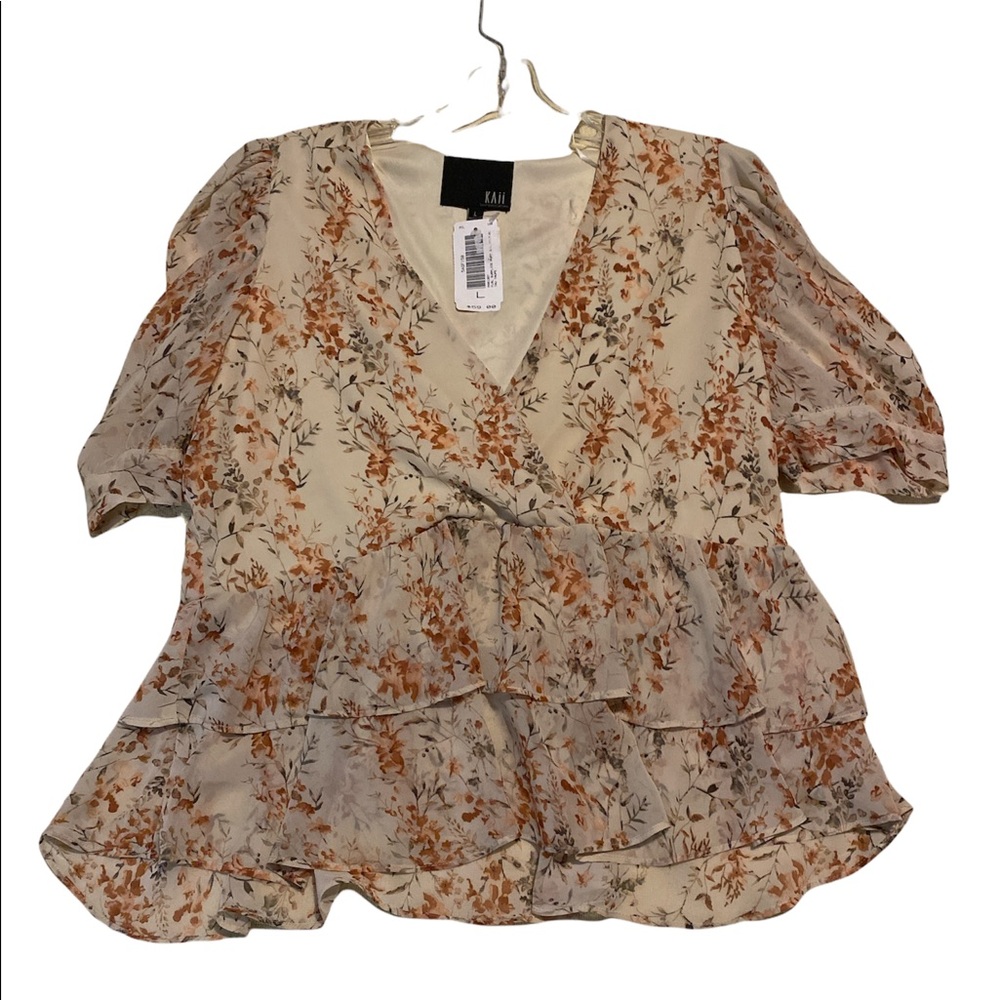 🌸Womans brand new with tags blouse🌸 3/$25